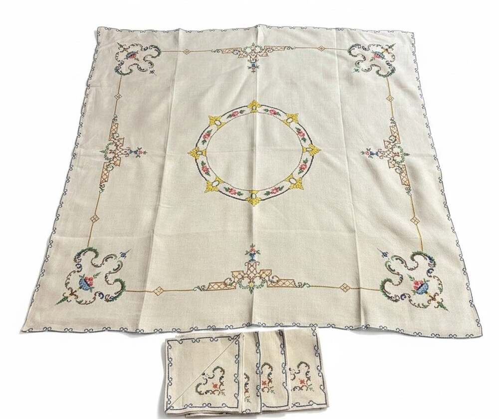 Vintage 1930s Hand Embroidered Floral Bridge Card Tablecloth Set 33.5" 4 Napkins